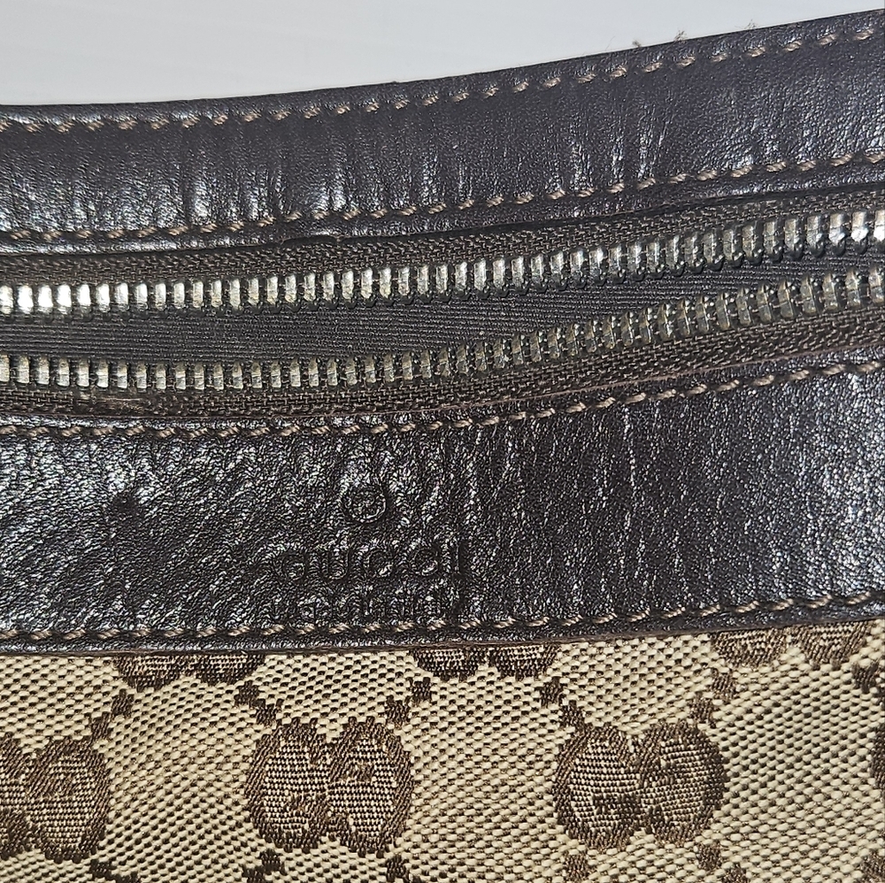 GUCCI GG Supreme Canvas Shoulder Bag Crossbody Sacoche Unisex – Authentic - Picture 16 of 16